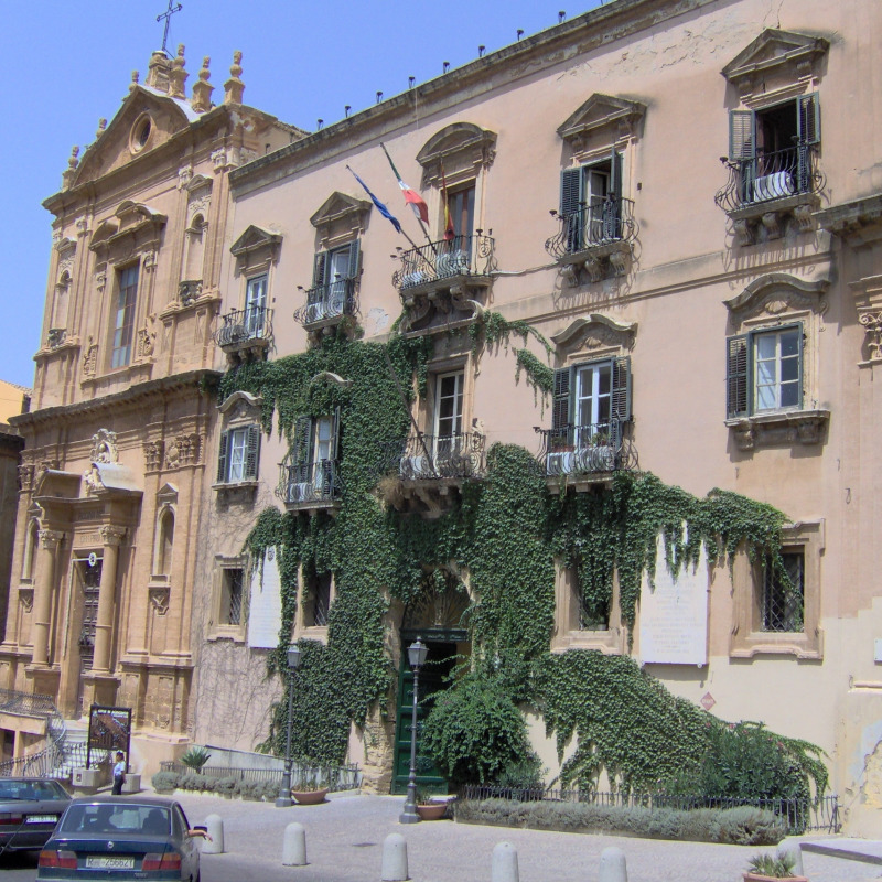 Palazzo dei Giganti