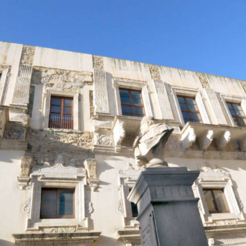 Palazzo Moncada, Caltanissetta