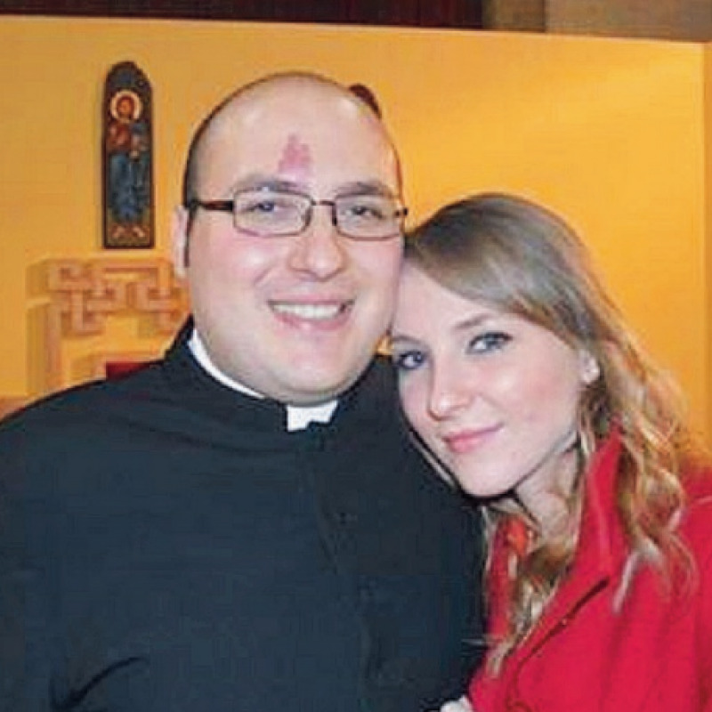 Angela Grignano con il fratello Giuseppe, parroco a Castellammare del Golfo