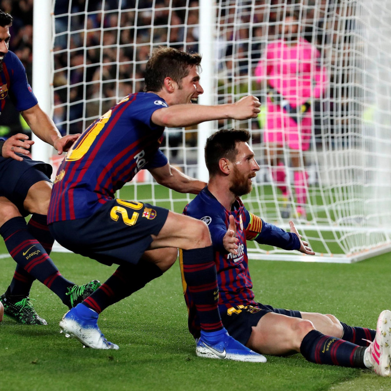 Lionel Messi festeggia i 600 gol in blaugrana