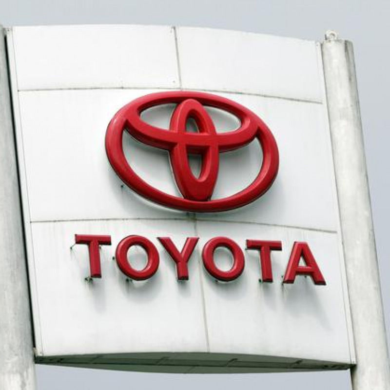 Toyota richiama 3,4 milioni auto per problemi a airbag