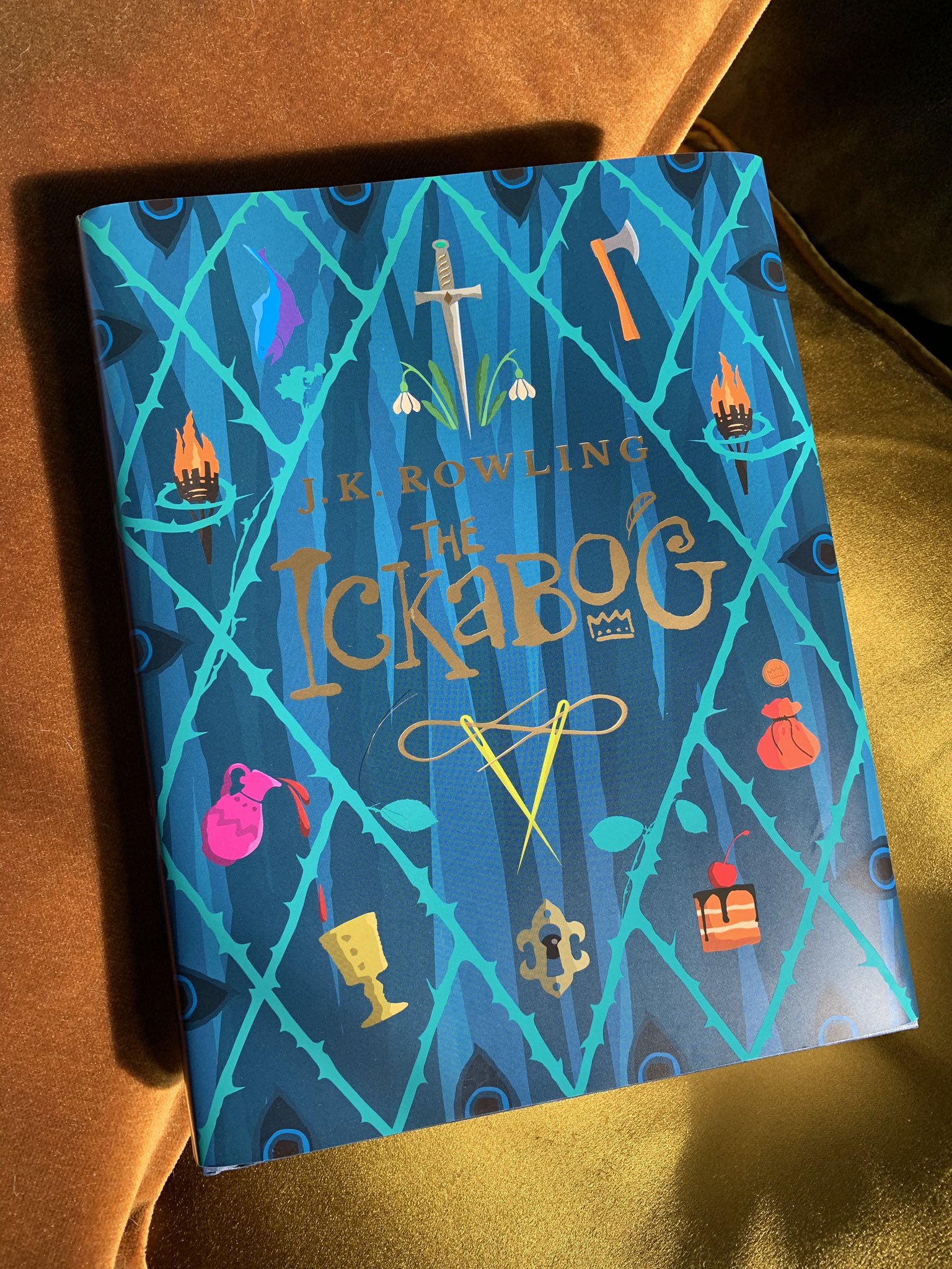 The Ickabog", J.K. Rowling svela la copertina del suo ultimo libro -  Giornale di Sicilia