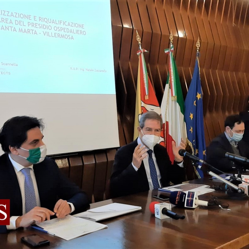 La conferenza stampa di Musumeci a Catania
