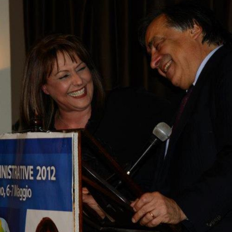 Rita Vinci in una foto col sindaco Leoluca Orlando