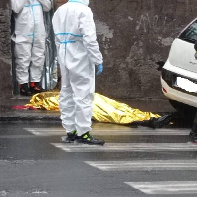 Il corpo dell'uomo morto a Gravina di Catania