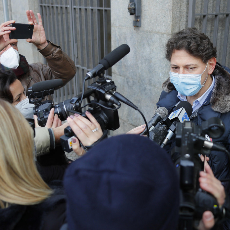Francesco Scieri, il fratello di Emanuele, parla con i giornalisti dopo il pronunciamento del gup di Pisa