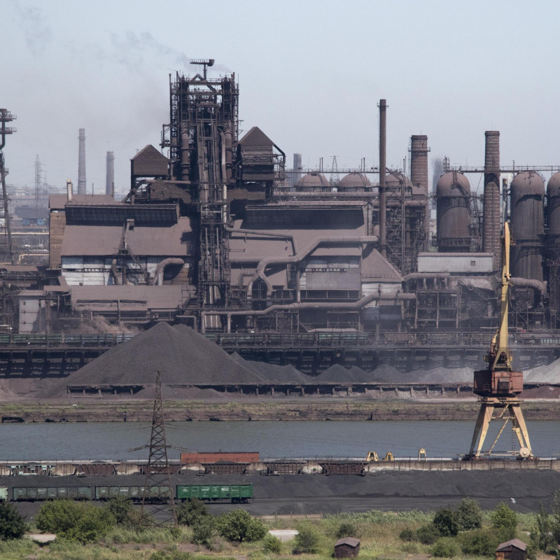 epa06786753 A general view of the Azovstal constructions in the eastern Ukrainian city of Mariupol, 05 June 2018. 'Azovstal Iron and Steel Works' is a part of metallurgical division Metinvest Group, one of the largest metallurgical company in Ukraine, producing for shipbuilding, power engineering and special machine building, bridge construction, large diameter pipe manufacturing for arctic main gas and oil pipelines. EPA/SERGEY VAGANOV
