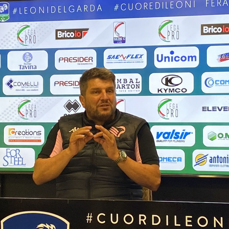 L'allenatore del Palermo Silvio Baldini