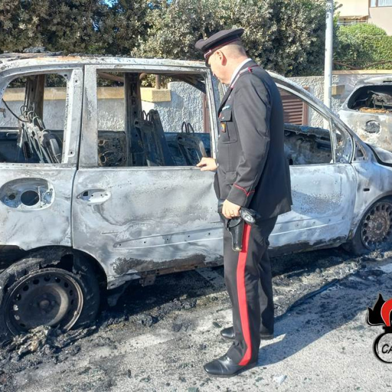 Auto incendiata a Marsala