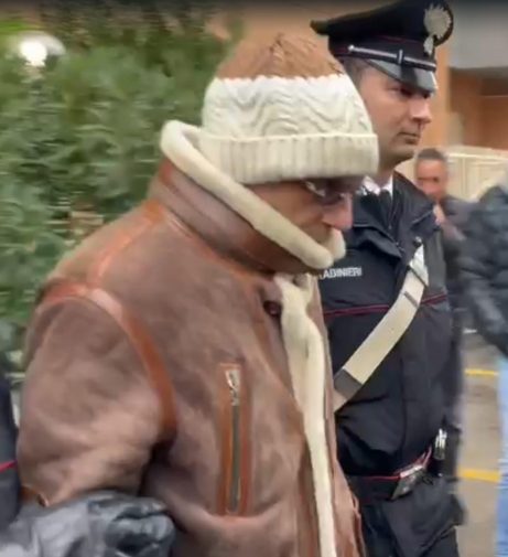 Le patron de la mafia Matteo Messina libre après son arrestation par les Carabinieri del Ros, après 30 ans de cavale