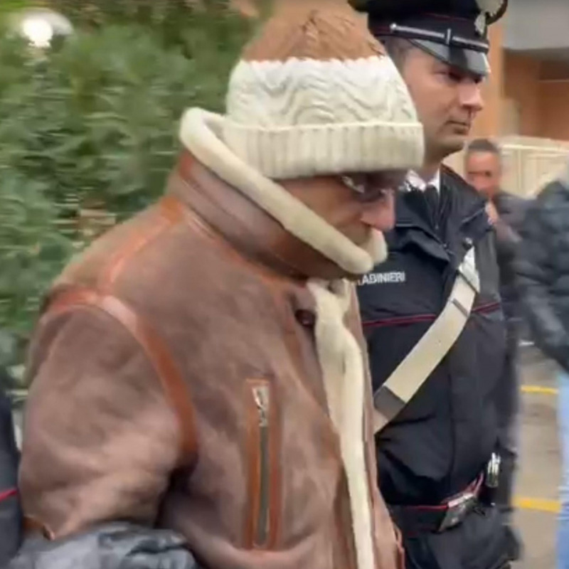Il boss mafioso Matteo Messina agine dopo l'arresto dai carabinieri del Ros, dopo 30 anni di latitanza