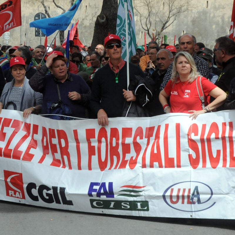 PALERMO.PROTESTA E CORTEO DI FORESTALI,LAVORATORI ESA E CONSORZI DI BONIFICA..Ph.Alessandro Fucarini.