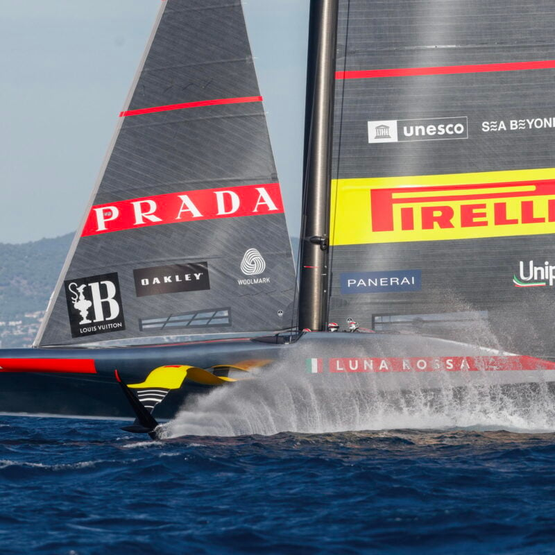 Team Prada Luna Rossa Pirelli c