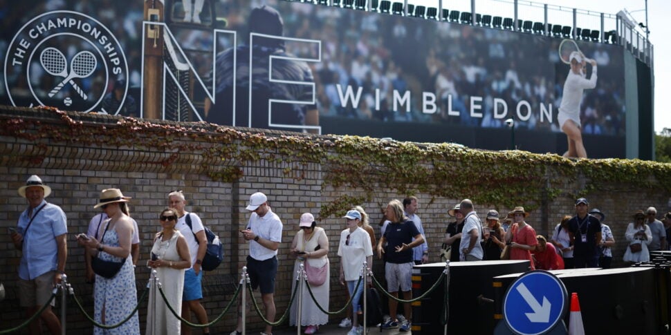 https://gdsit.cdn-immedia.net/2025/07/Wimbledon-Championships-2025-Day-1_86057306-970x485.jpg