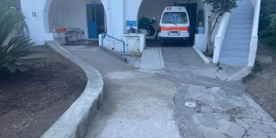 TCS Swiss Ambulance Rescue Rileva Il Servizio Di Soccorso Intermedic - Foto 6